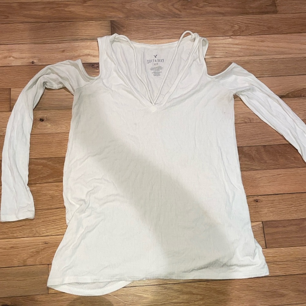 American eagle soft and sexy ribbed cold shoulder top